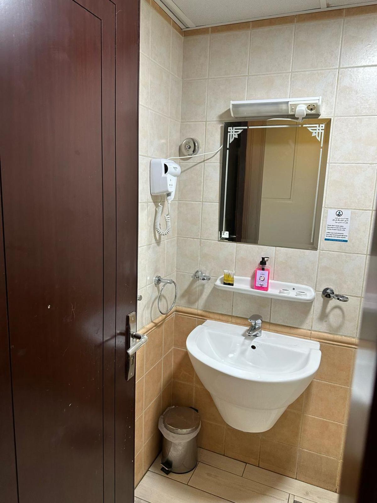 Hotel Morjan Almedina Aldhabi For Hospitality Tourism Extérieur photo